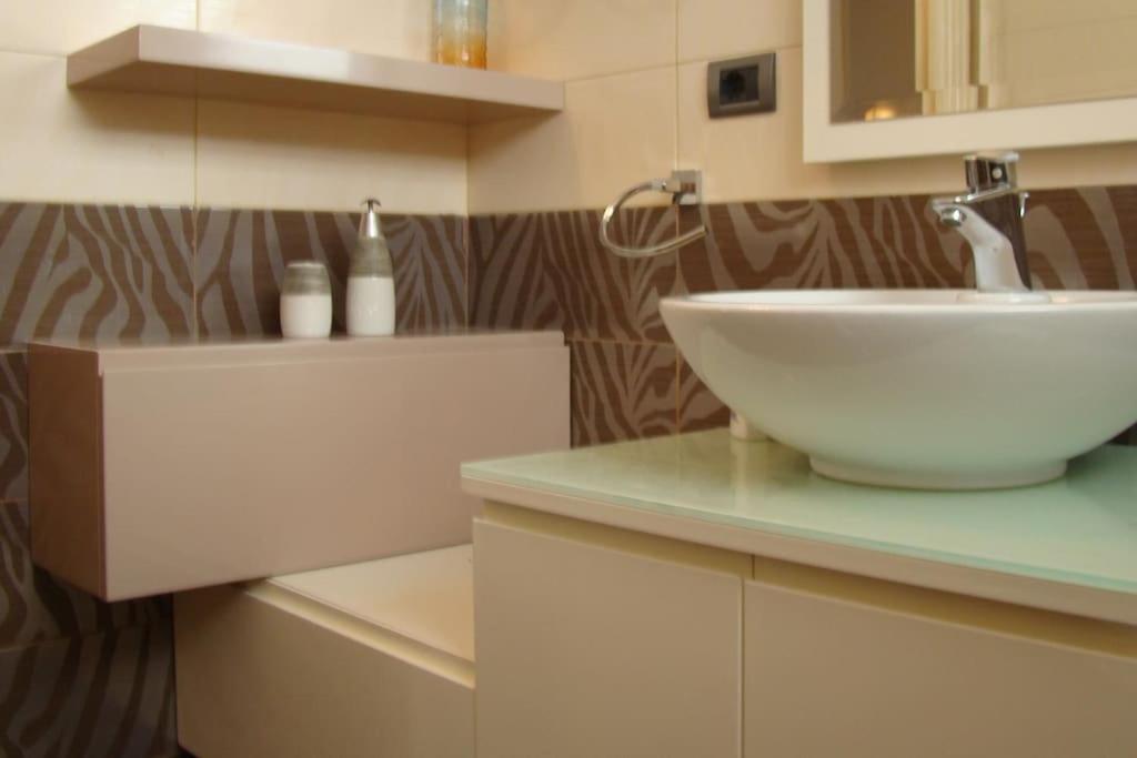 Exclusive Apartment Tirana Eksteriør billede